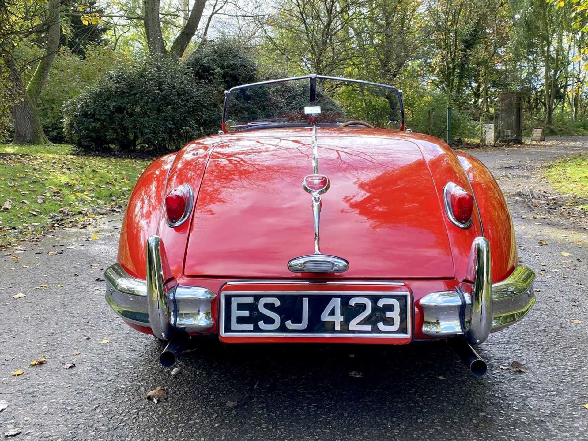 1956 Jaguar XK140 SE Roadster A matching-numbers, restored 'Special Equipment' roadster. - Image 18 of 98