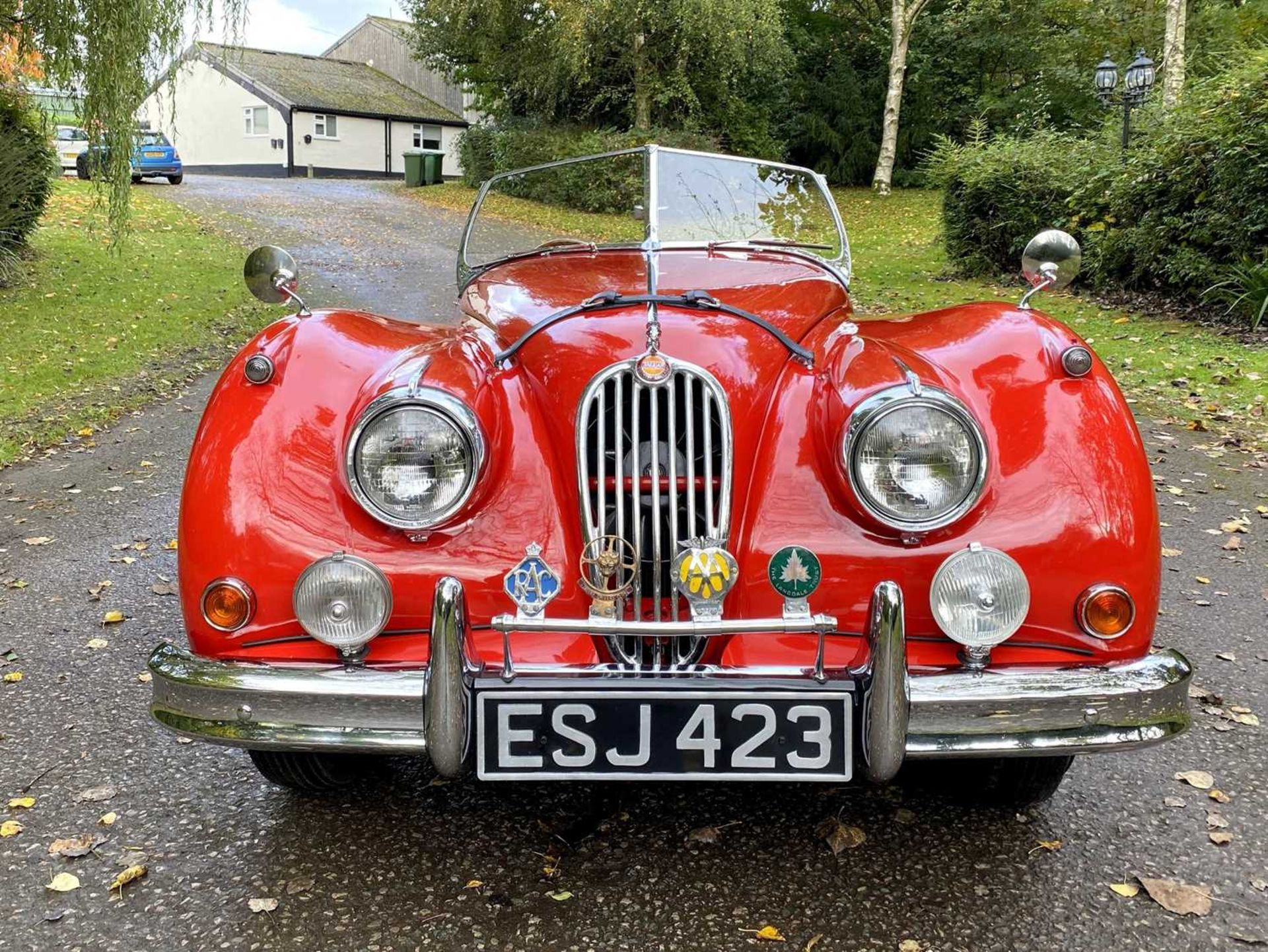 1956 Jaguar XK140 SE Roadster A matching-numbers, restored 'Special Equipment' roadster. - Image 16 of 98