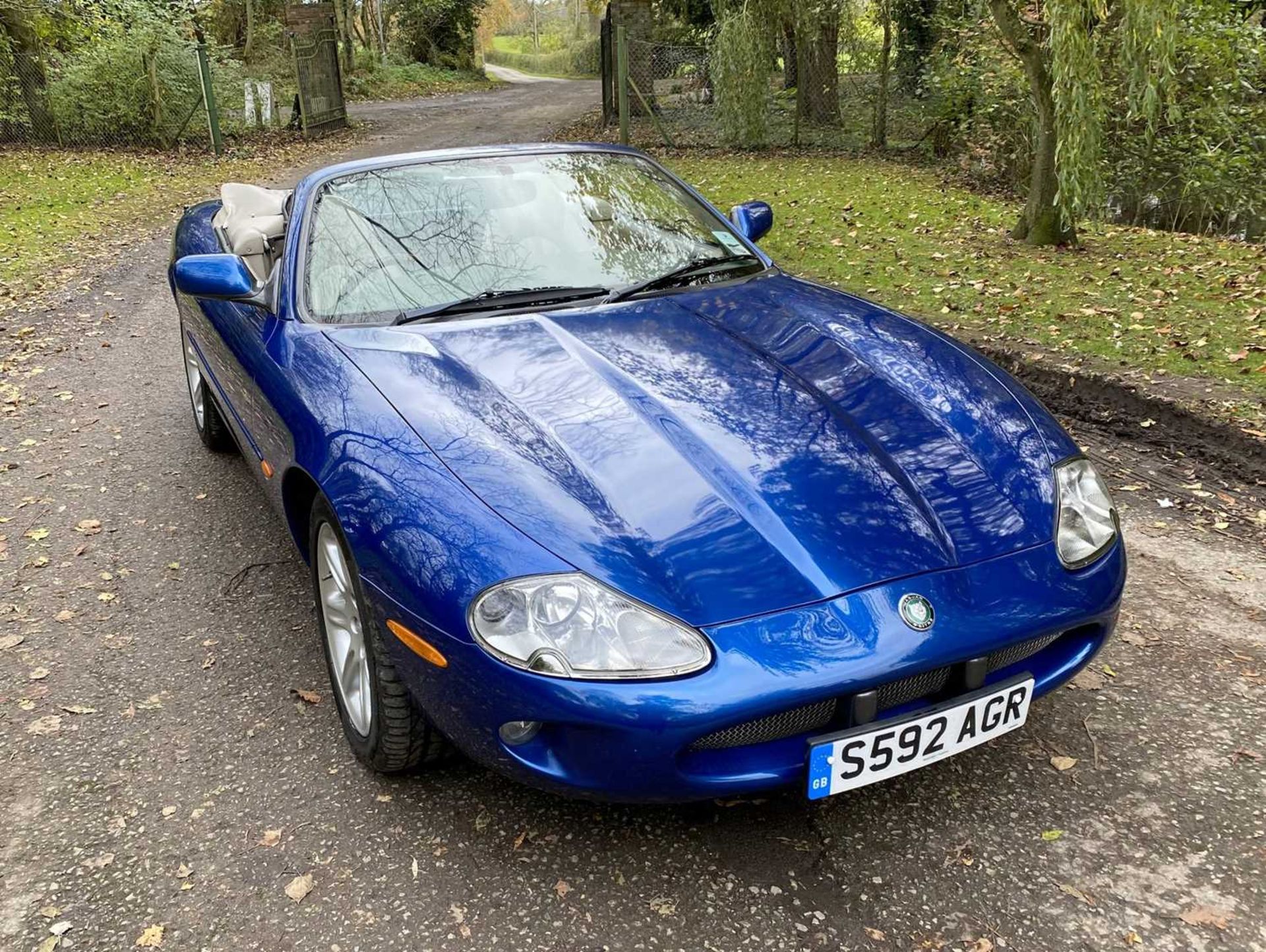 1998 Jaguar XK8 Convertible *** NO RESERVE *** - Image 9 of 100