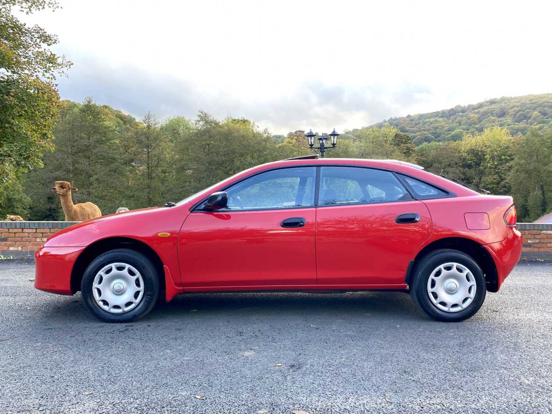 1996 Mazda 323F *** NO RESERVE *** - Image 10 of 76