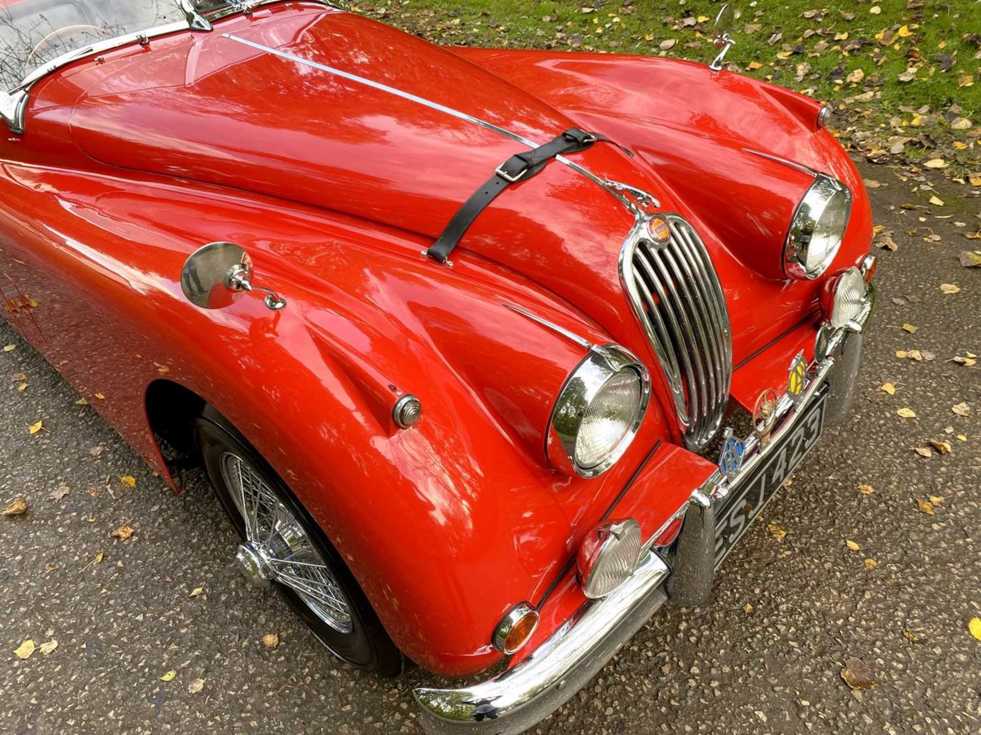 1956 Jaguar XK140 SE Roadster A matching-numbers, restored 'Special Equipment' roadster. - Image 73 of 98