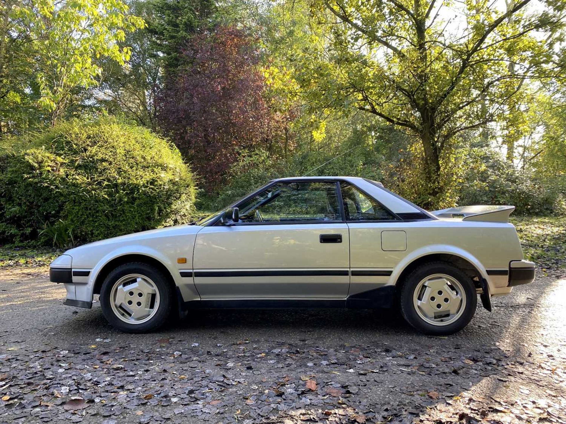 1985 Toyota MR2 Coupe Restored example of an appreciating modern classic - Image 12 of 100