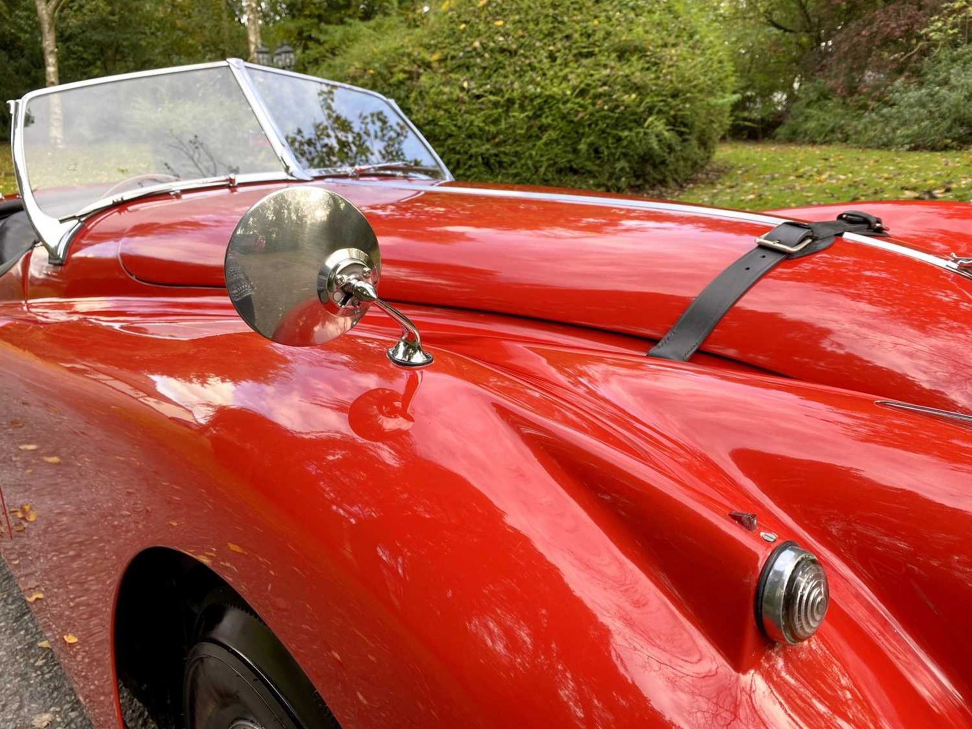 1956 Jaguar XK140 SE Roadster A matching-numbers, restored 'Special Equipment' roadster. - Image 89 of 98