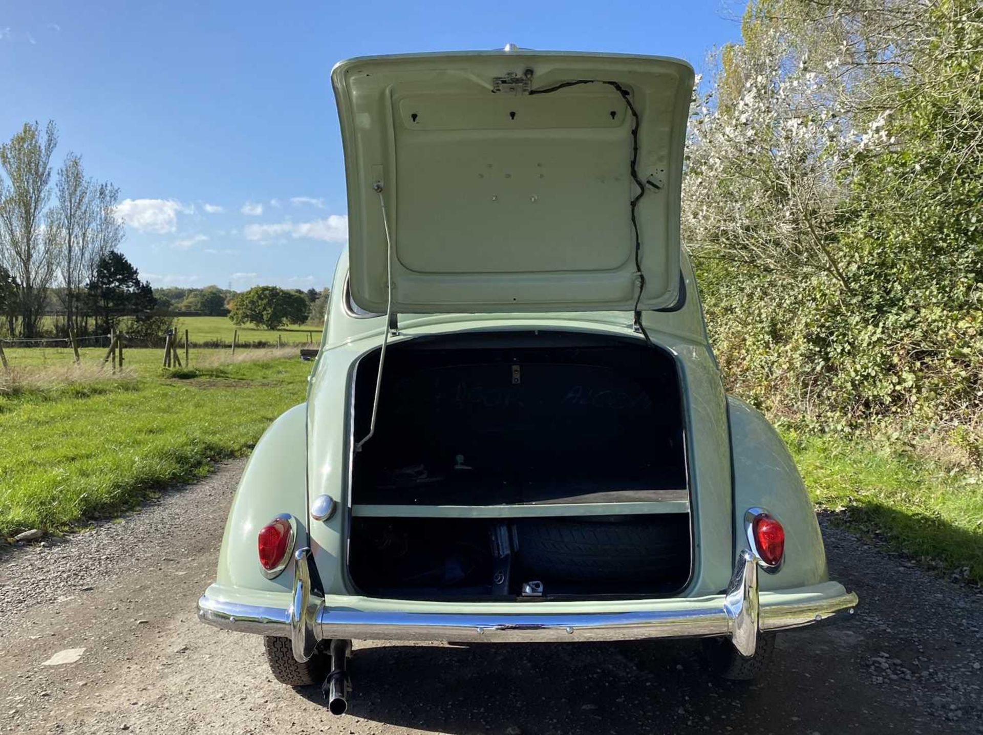 1961 Morris Minor 1000 *** NO RESERVE *** Recently completed extensive restoration - Image 16 of 86