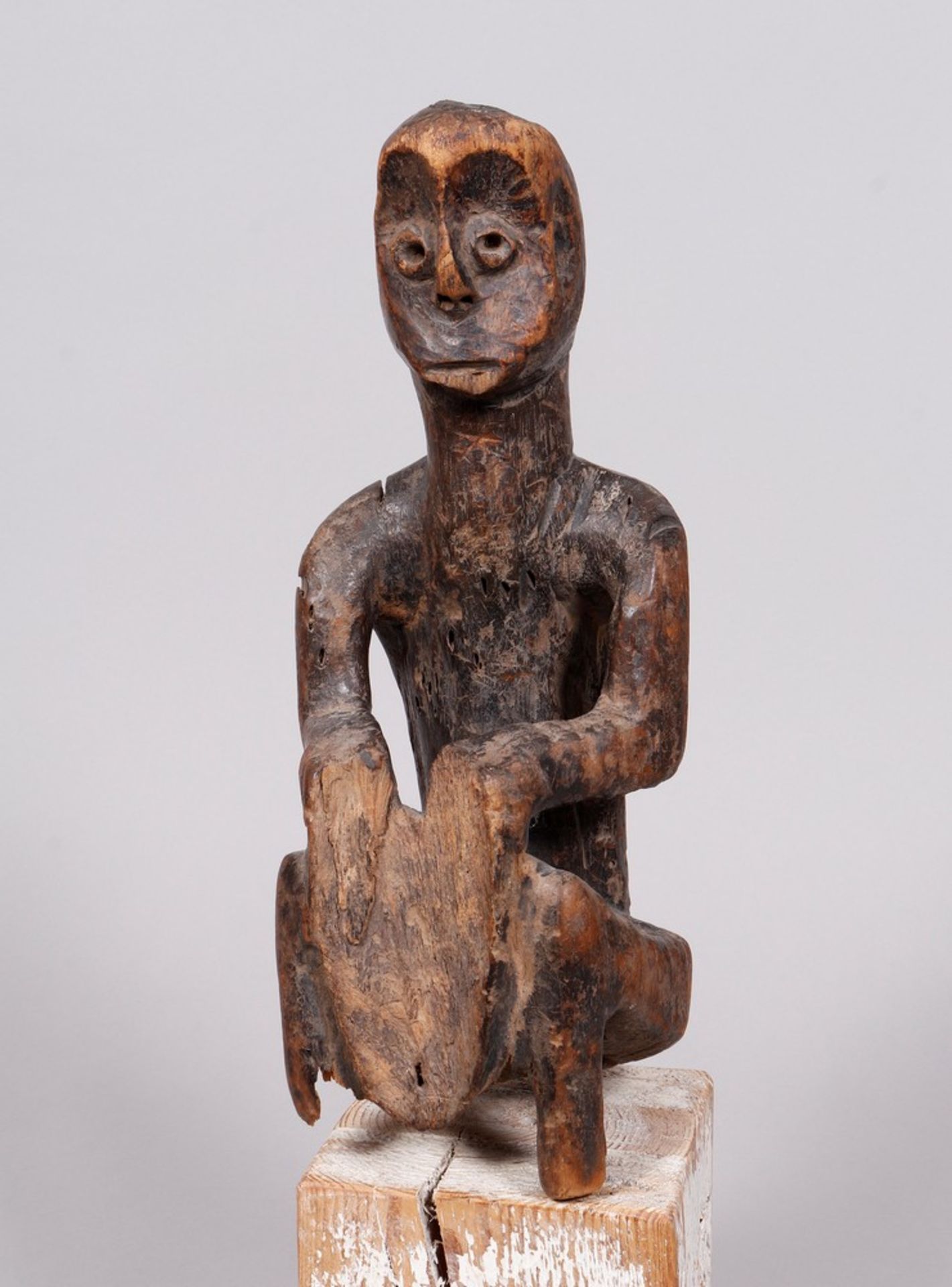 Carved figure (fragment), probably Rega / Warega, Congo - Image 2 of 6