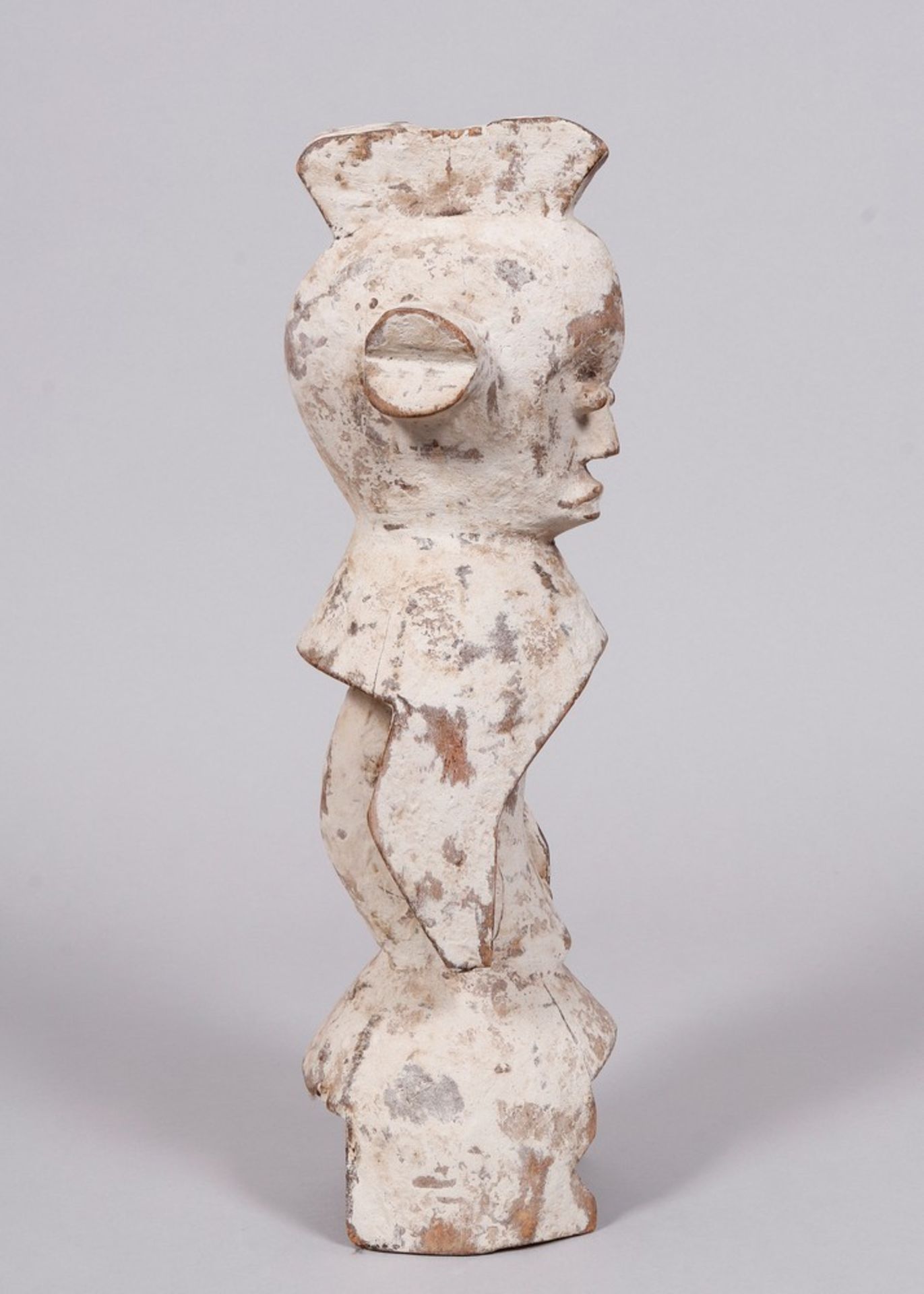 Carved figure, probably Mumuye, Nigeria  - Image 5 of 5