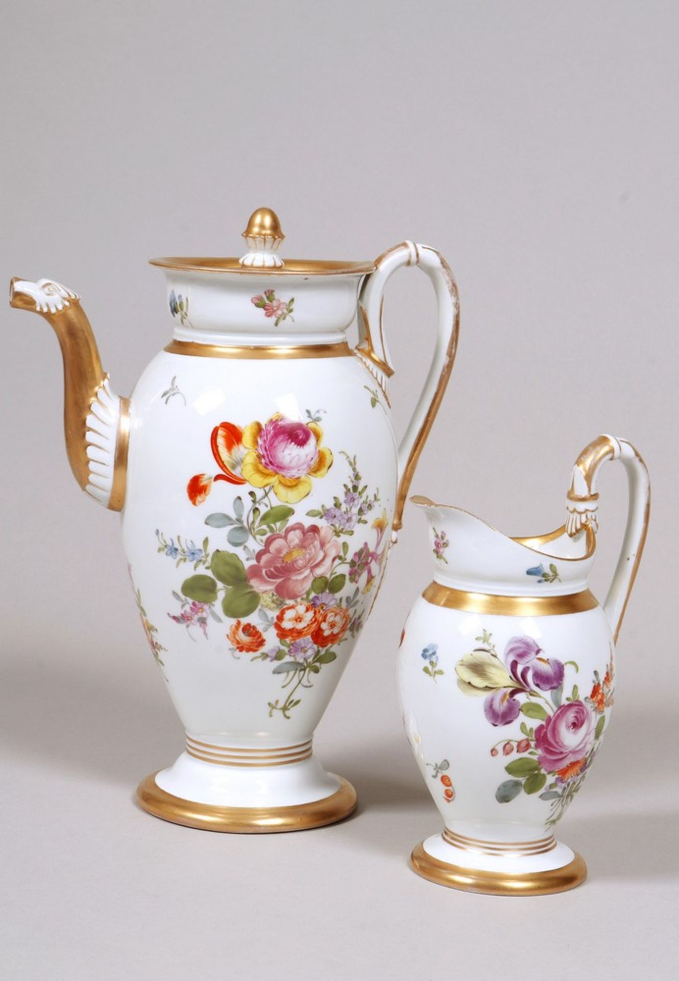 Biedermeier-Kaffeekanne und Milchkännchen, Meissen, um 1820/30 