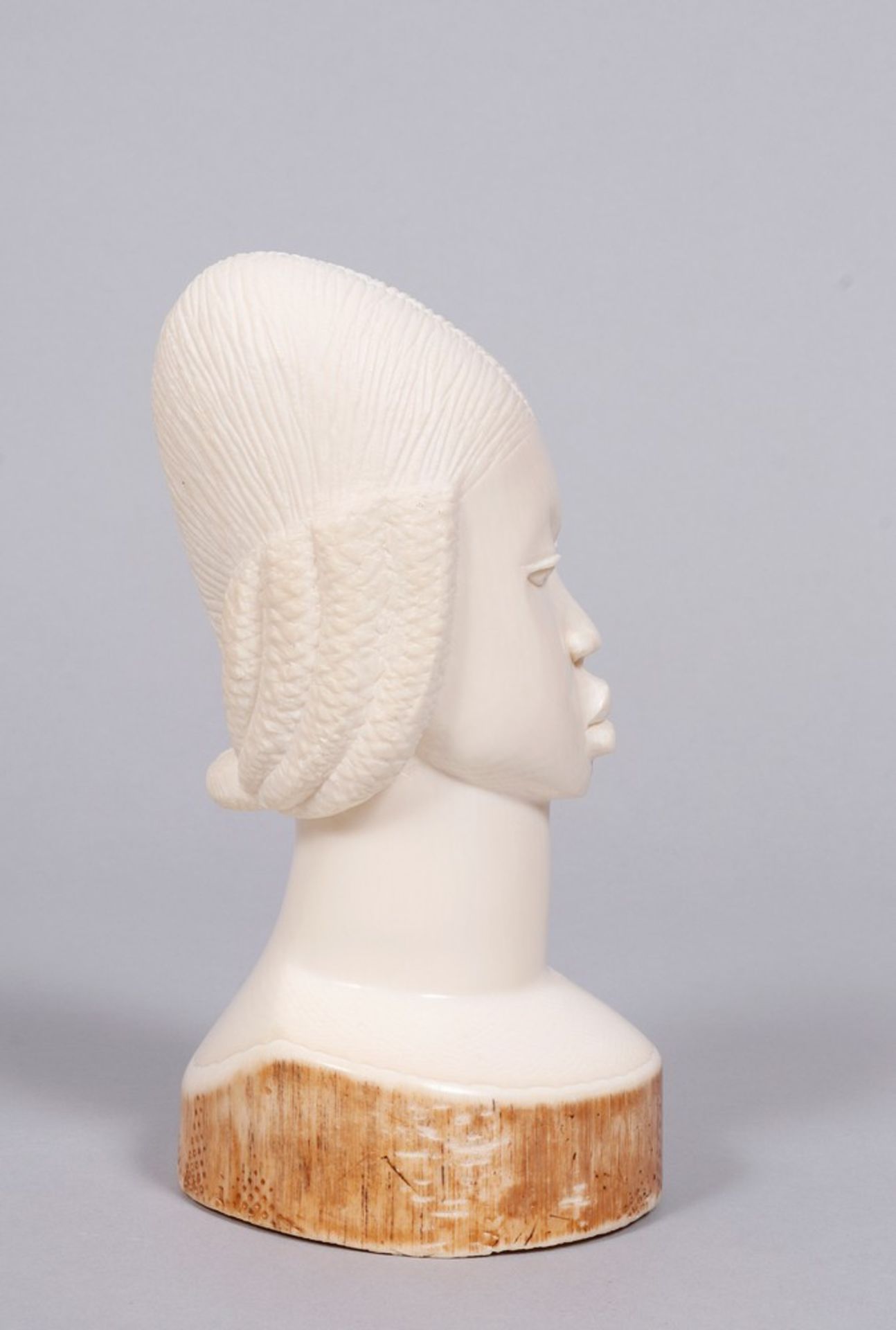 Small bust, Africa - Image 5 of 6