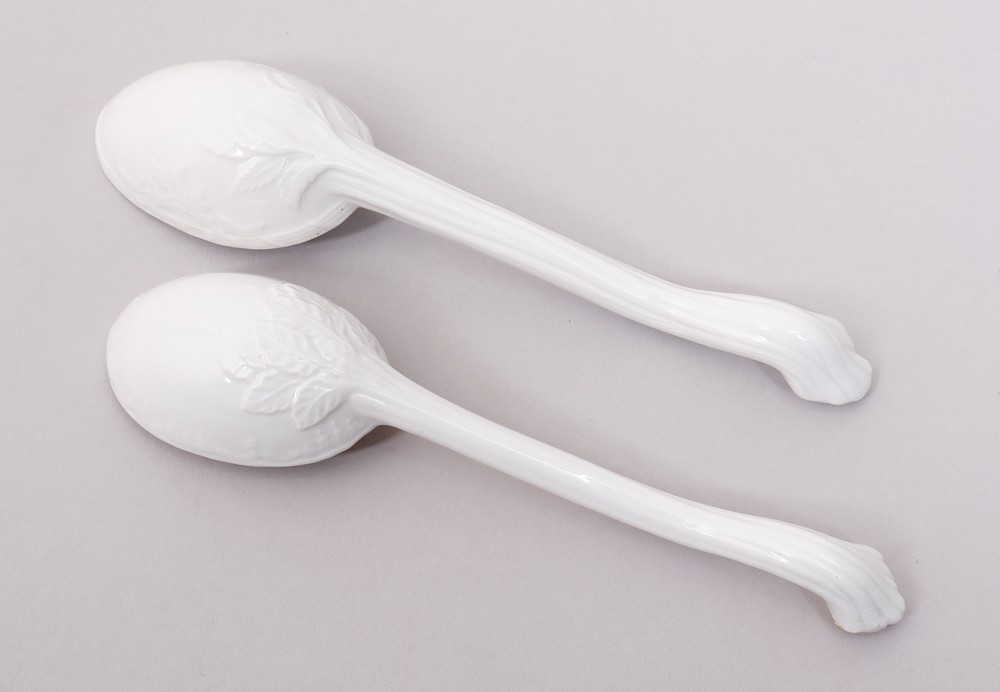2 spoons, KPM Berlin, 1st half 20th C. - Image 2 of 3