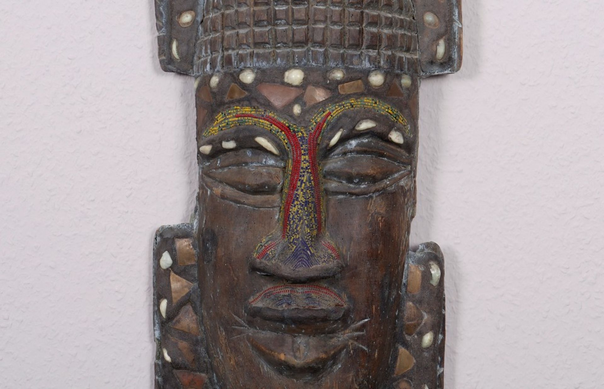 Wall mask, probably Benin, 20th C. - Image 2 of 2