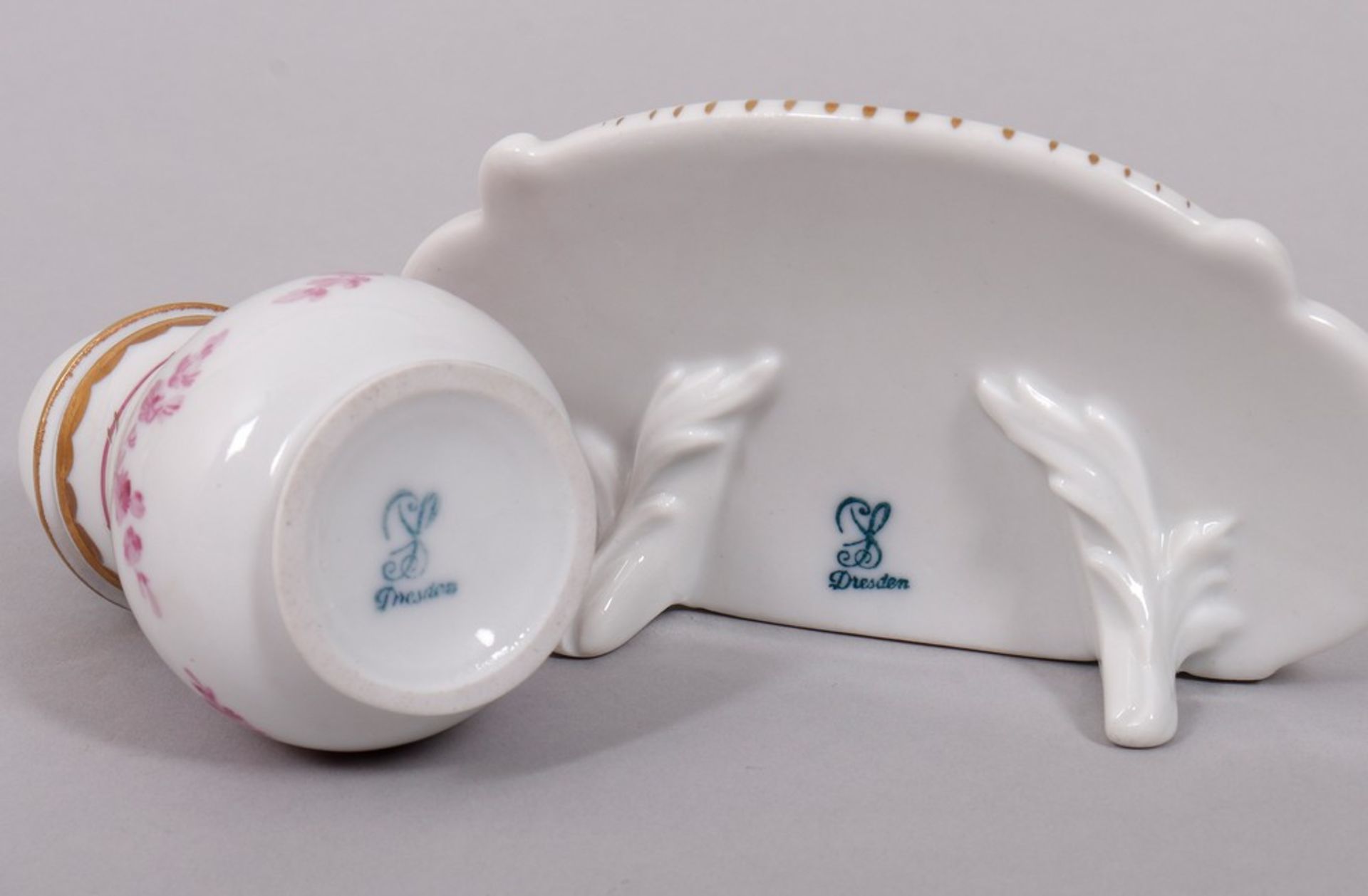 Mixed lot of porcelain, Carl Thieme Potschappel-Dresden, 20th C., 3 pieces  - Image 4 of 4