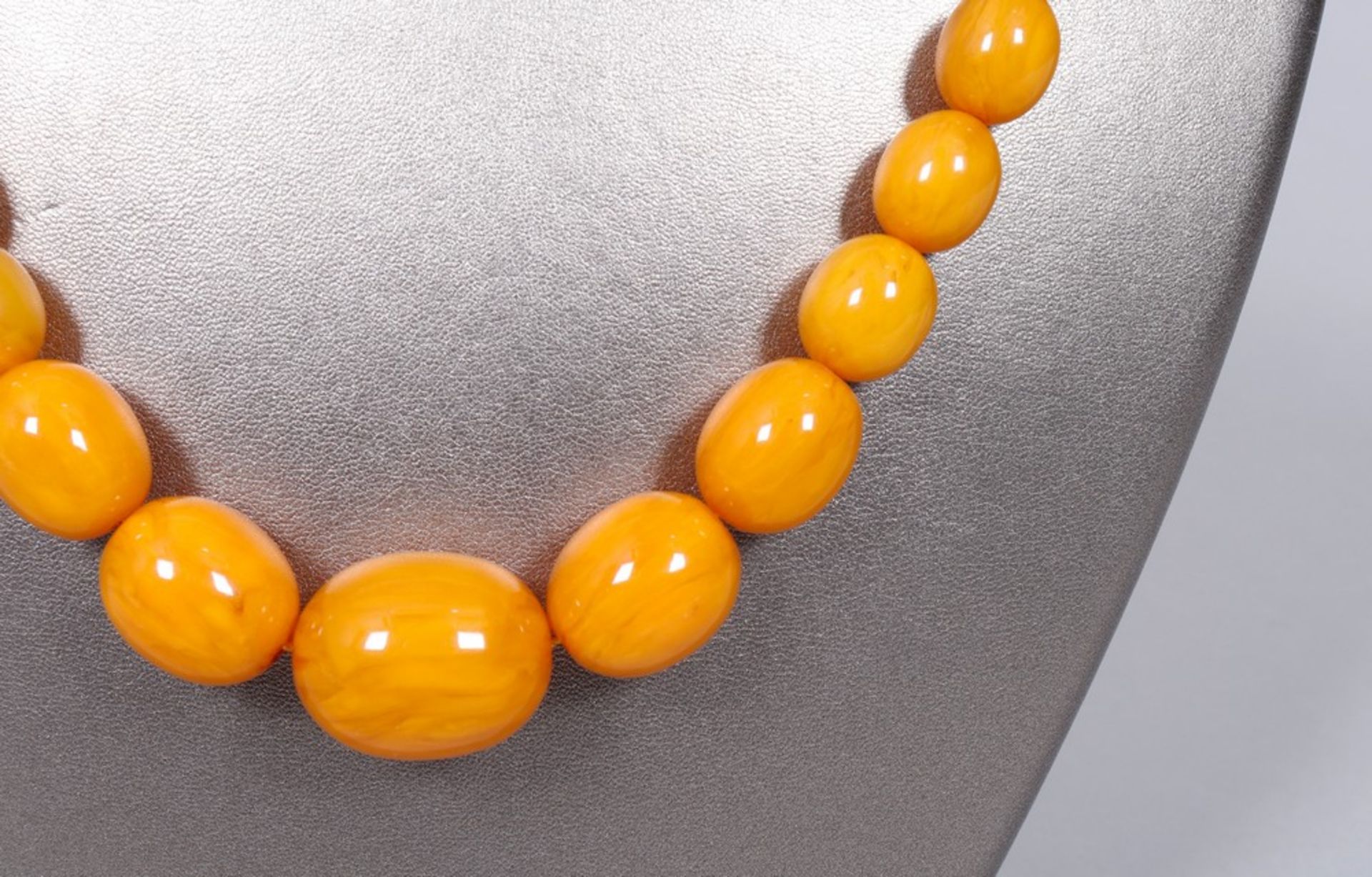 Necklace, butterscotch amber - Image 2 of 3