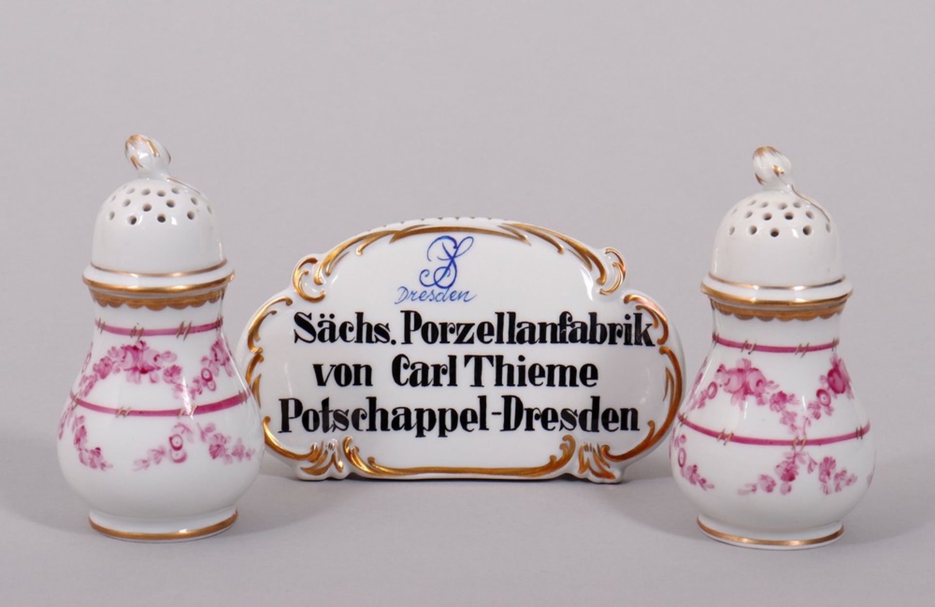 Mixed lot of porcelain, Carl Thieme Potschappel-Dresden, 20th C., 3 pieces 