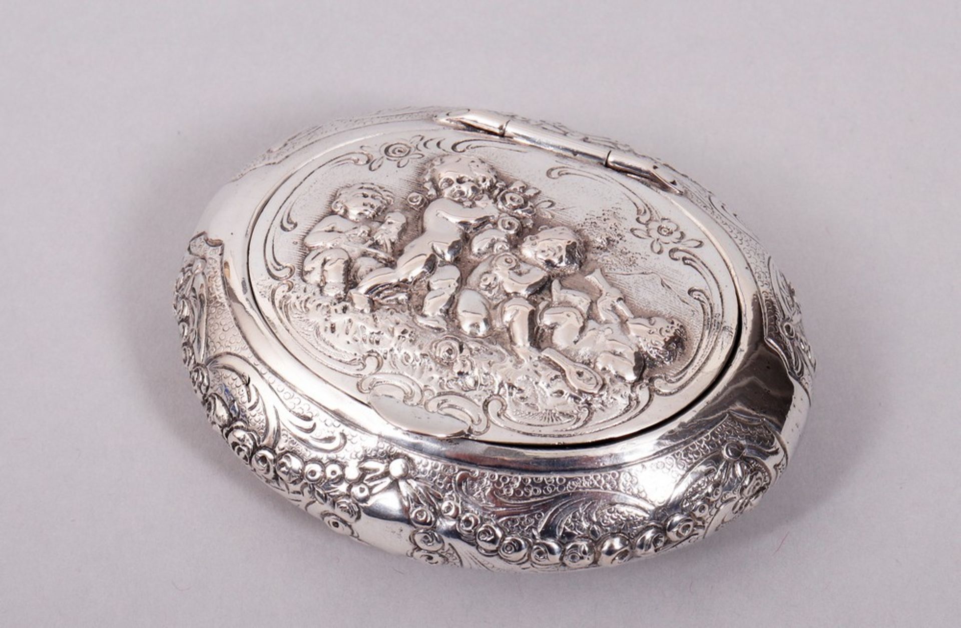 Small snuffbox, 800 silver, Robbe & Berking, Flensburg, c. 1900