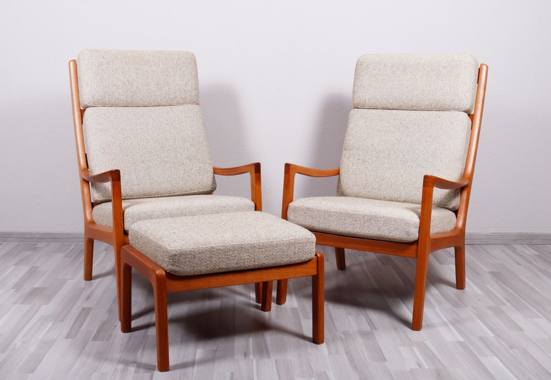 2 high-back armchairs with 1 ottoman, design Ole Wanscher for poul Jeppesen, Denmark, 1970s