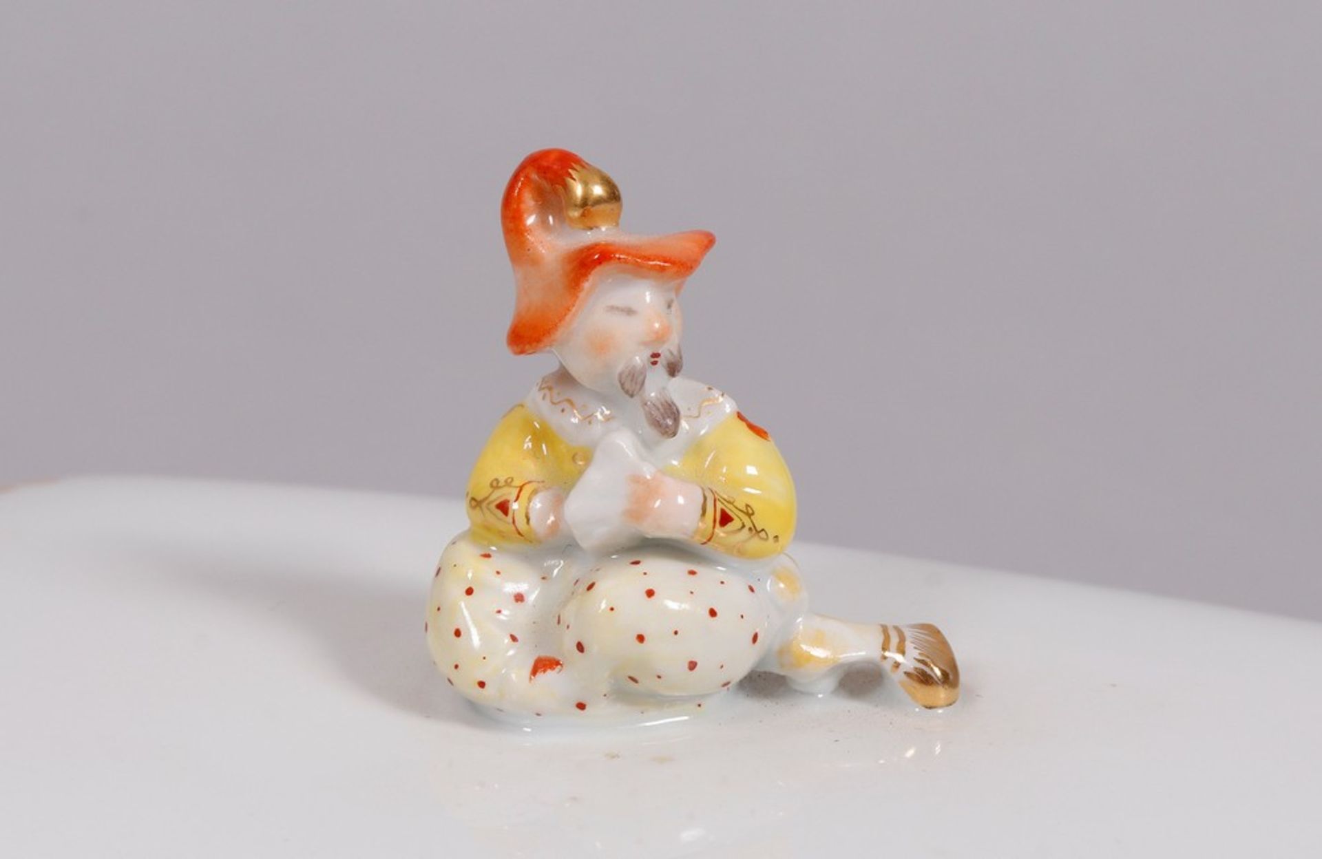 "Dose mit Chinesen" (lidded box with chinese figure), design 1929 by Paul Scheurich for Meissen, ma - Image 2 of 8