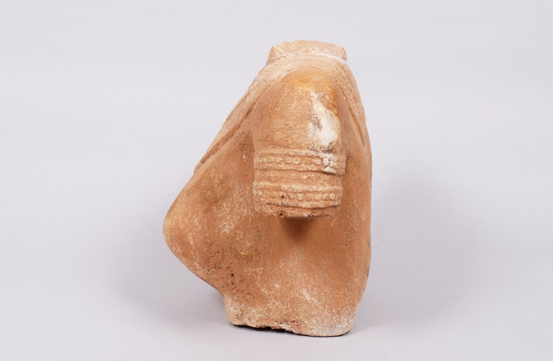 Female torso (fragment), probably India - Image 3 of 5