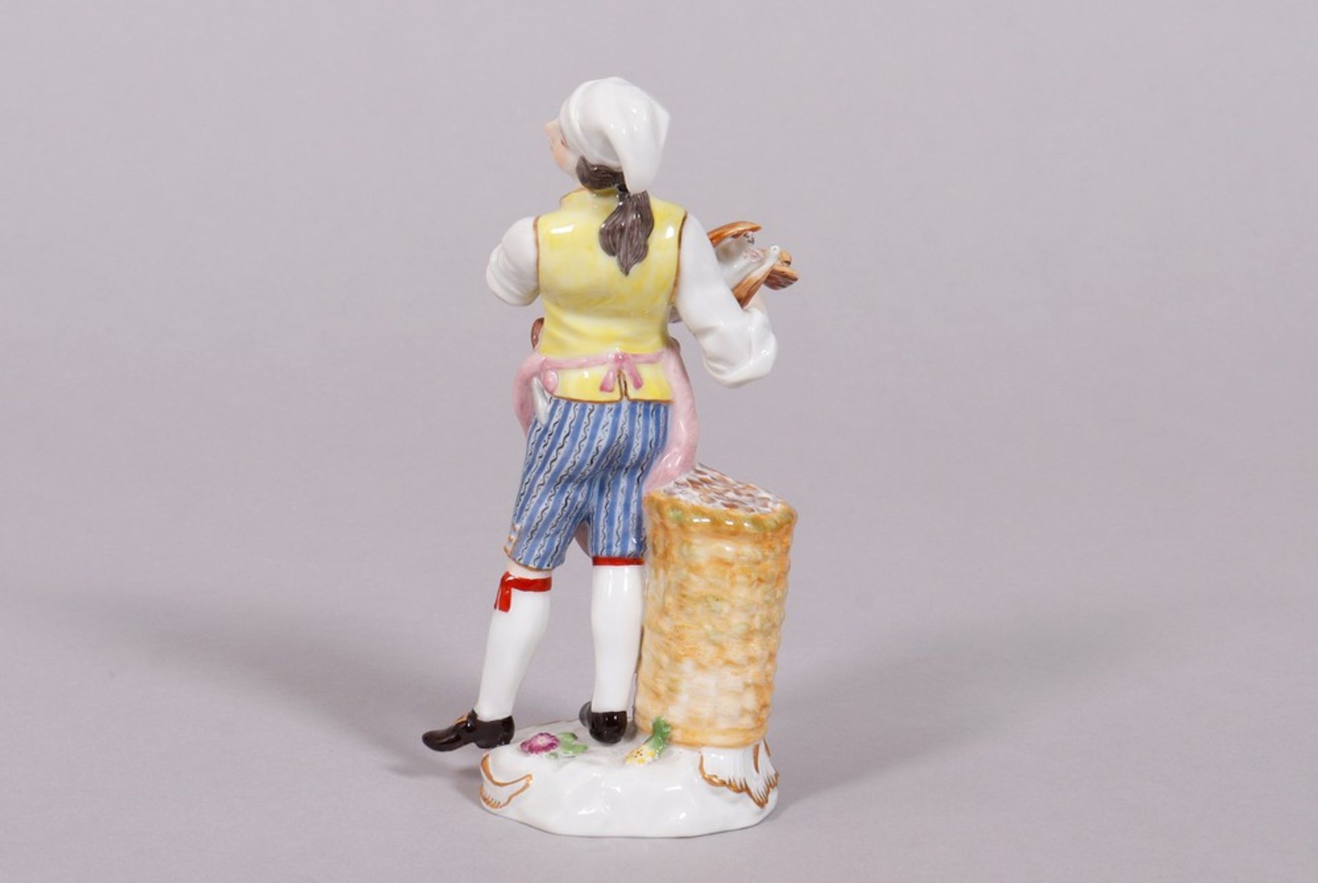 "Cook plucking a rooster", design by Peter Reinicke for Meissen, from the "Cris de Paris" series, p - Image 3 of 7