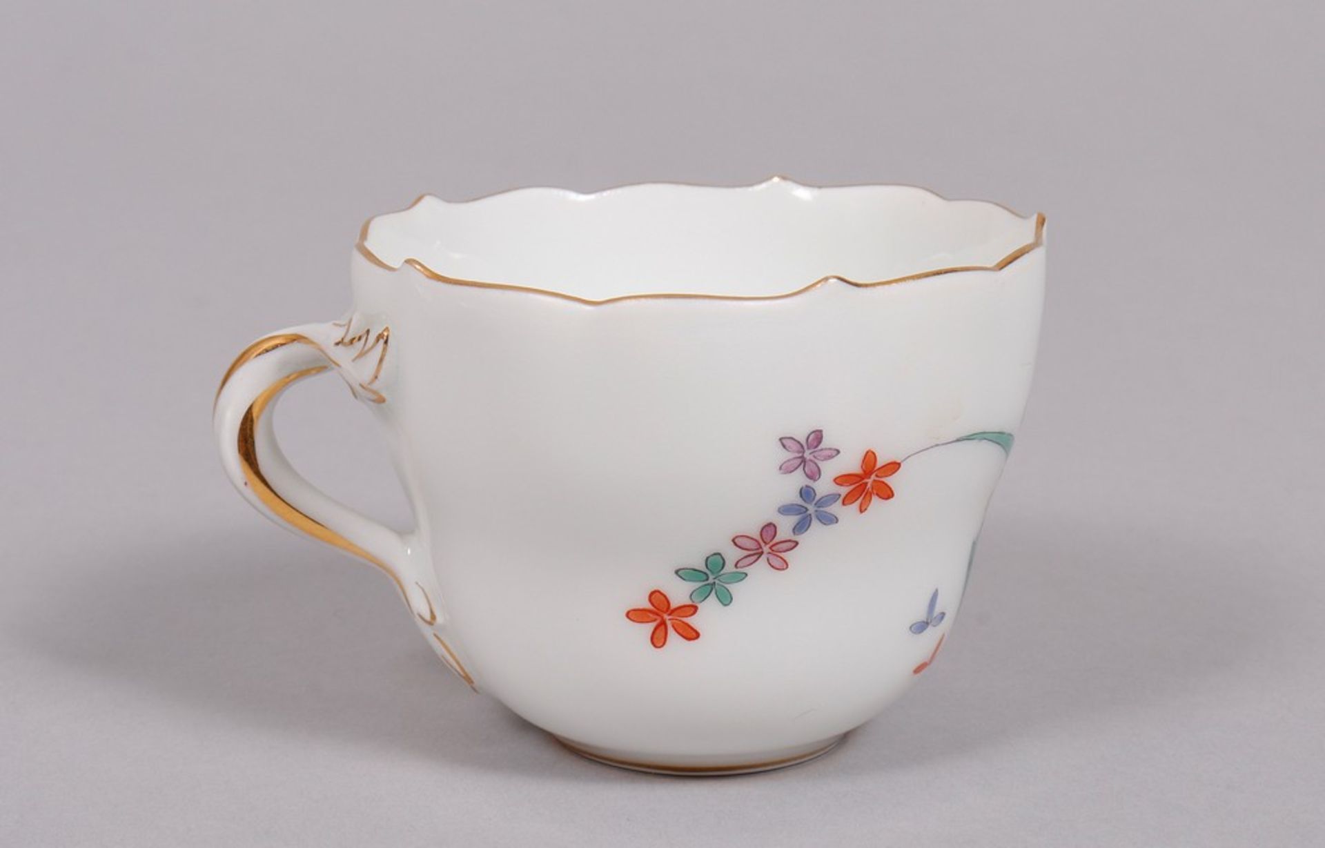 Mocha cup and saucer, Meissen, shape "Neuer Ausschnitt", Kakiemon-decor, mid 20th C. - Image 4 of 5