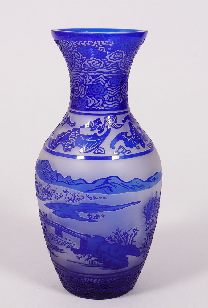 Large vase, China, 1st half 20th C. - Image 3 of 6