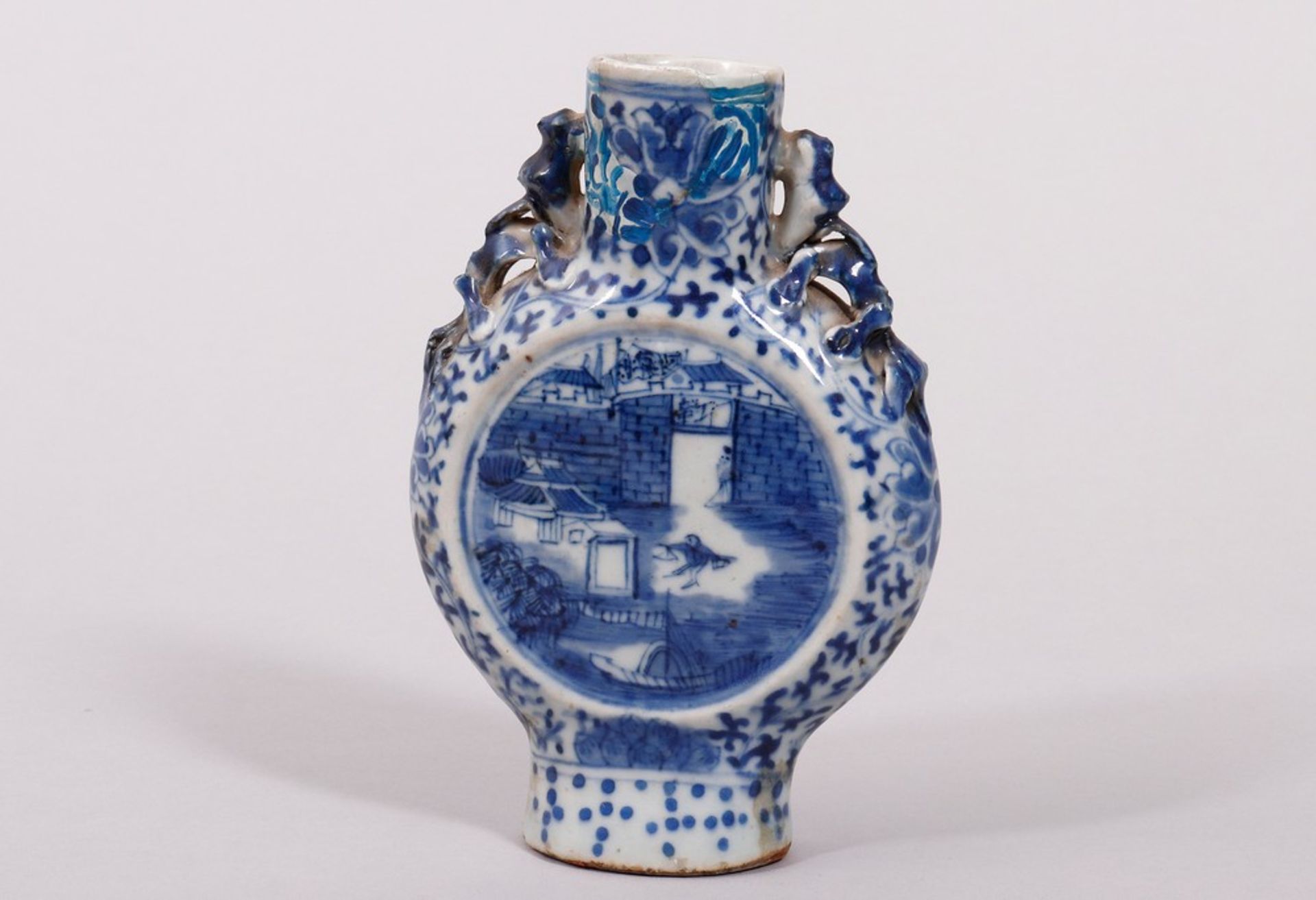 Small moon flask, China, Qing period (1644-1911), c. 1900 - Image 2 of 4