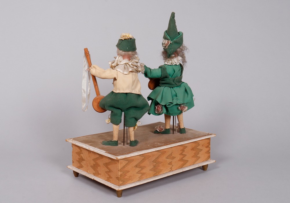 Music box with doll automaton, probably German, c. 1900 - Image 3 of 3