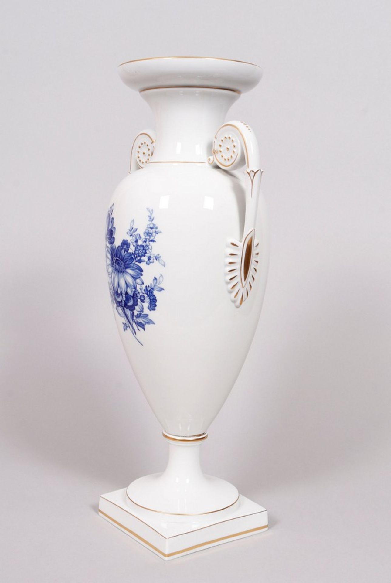 Amphorenvase, Meissen, Dekor "Aquatinta", spätes 20.Jh. - Image 3 of 7