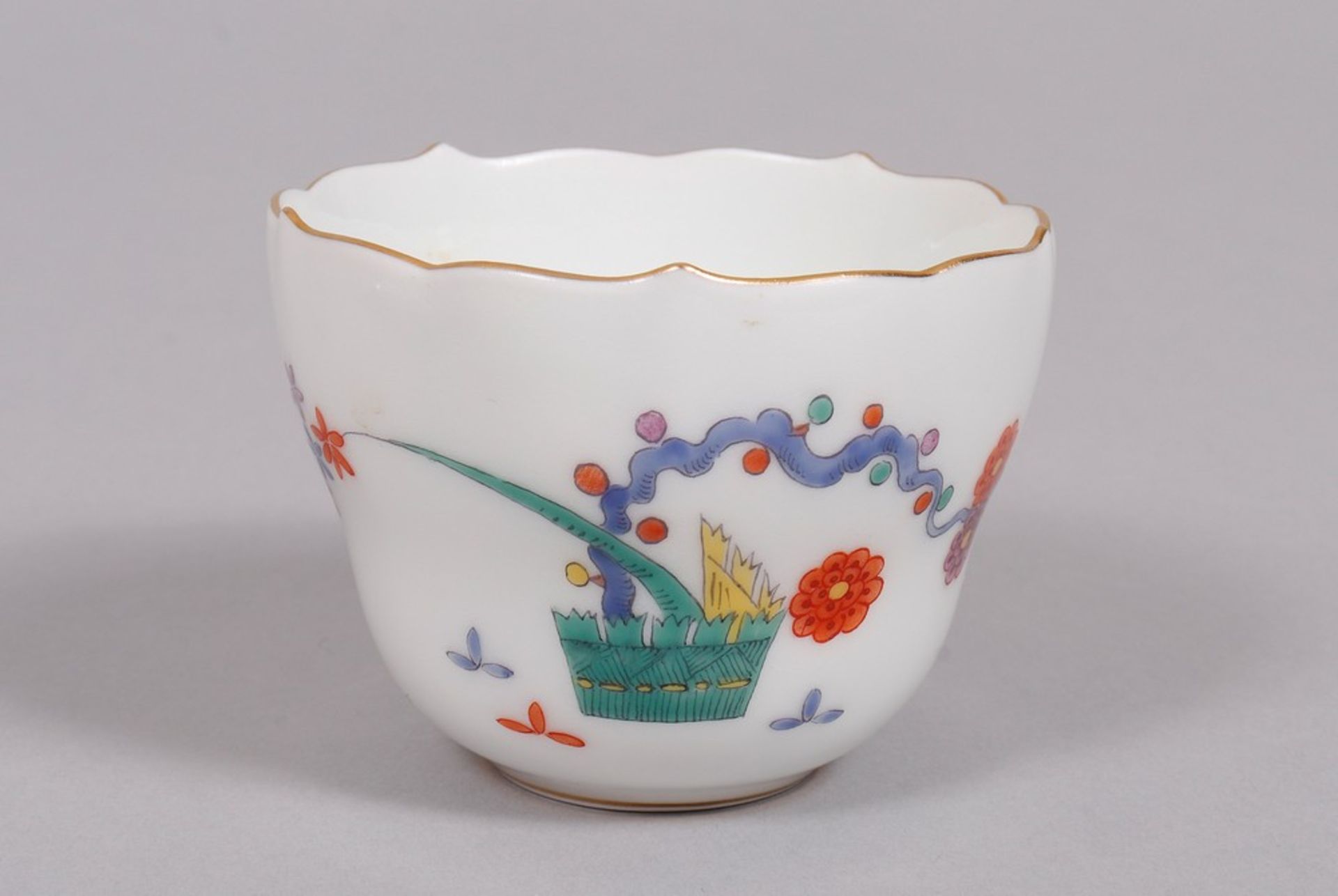 Mocha cup and saucer, Meissen, shape "Neuer Ausschnitt", Kakiemon-decor, mid 20th C. - Image 3 of 5