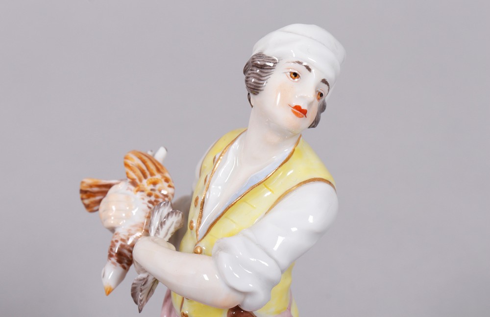 "Cook plucking a rooster", design by Peter Reinicke for Meissen, from the "Cris de Paris" series, p - Image 6 of 7
