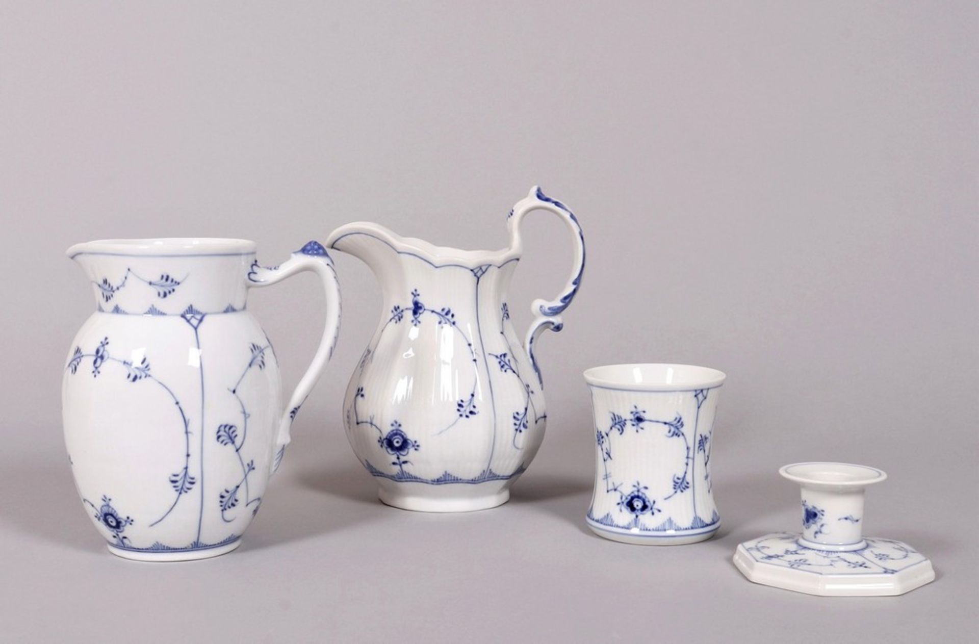 Mixed lot of porcelain, Royal Copenhagen, decor "Blue Fluted", 20th C., 4-pcs.