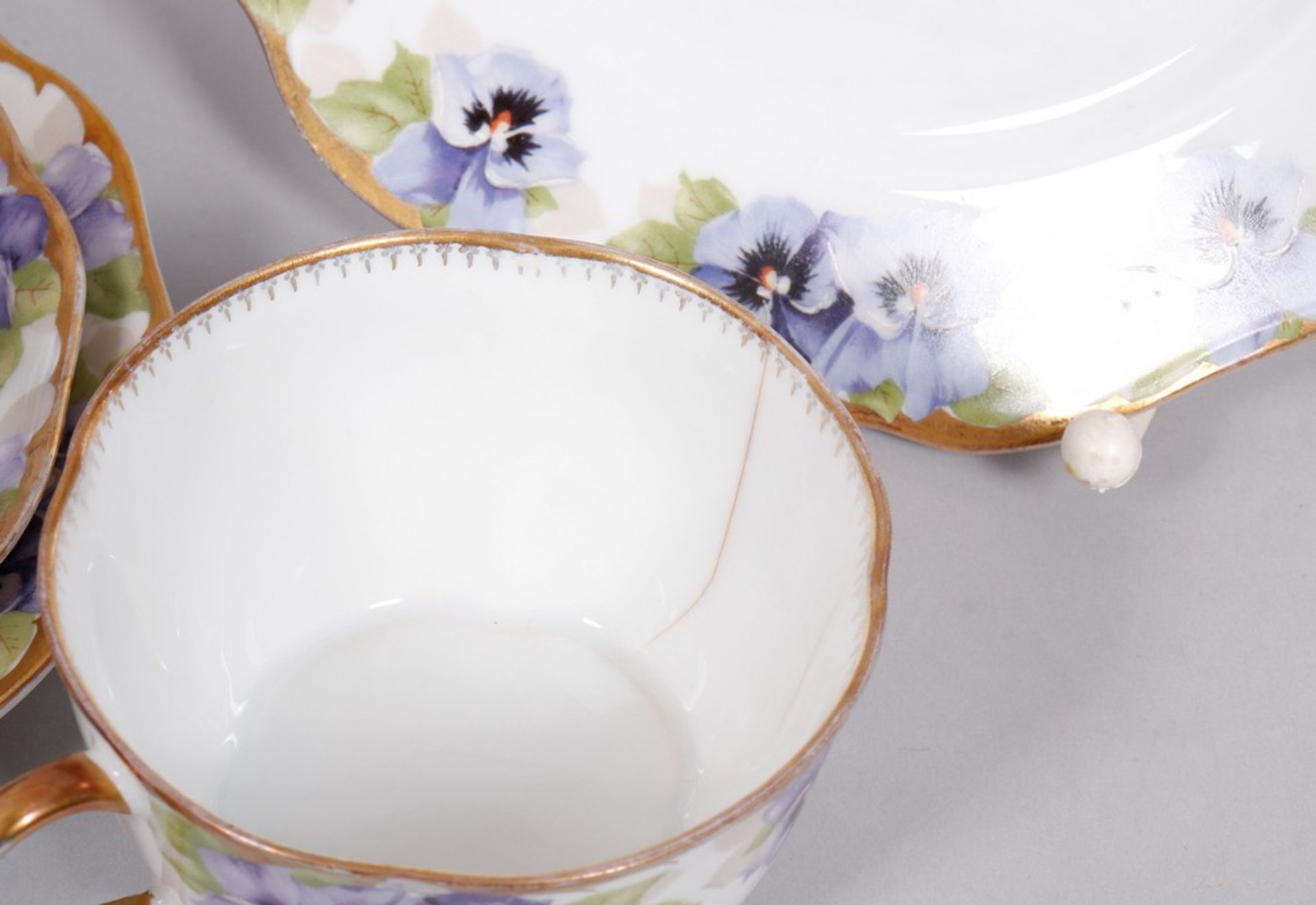 Jugendstil-Teeservice, Rosenthal, Form "Chrysanteme", Dekor "Viktoria Luise", 74-tlg., um 1900  - Bild 9 aus 11