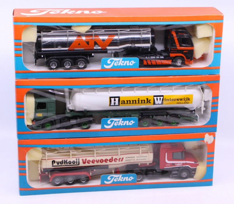 Tekno: A boxed Tekno diecast, ATV tanker, 1:50 Scale, Made in Holland. Together with a boxed Tekno