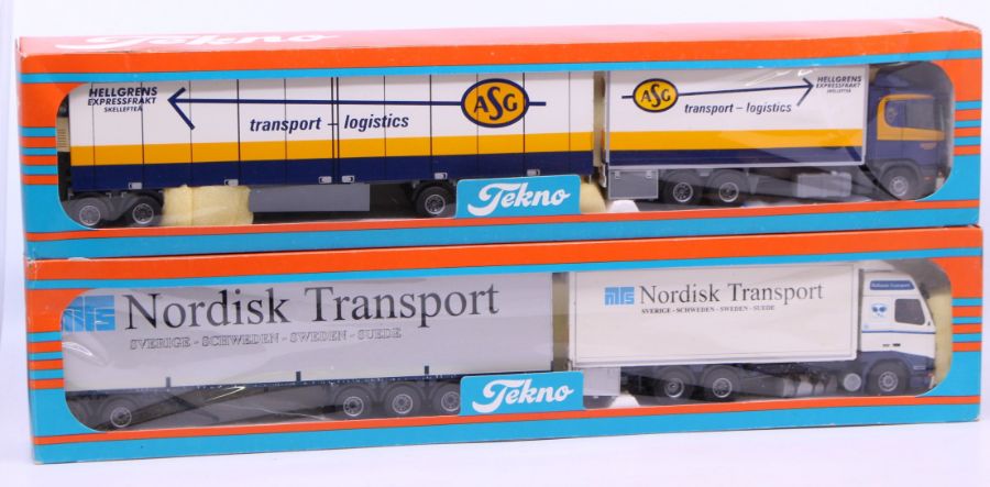 Tekno: A boxed Tekno diecast Nordisk Transport lorry and trailer, 1:50 Scale, Made in Holland.