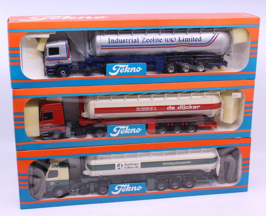 Tekno: A boxed Tekno diecast, De Dijcker Tanker, 1:50 Scale, Made in Holland. Together with