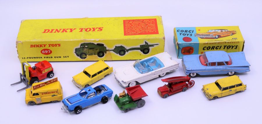 Diecast: A collection of assorted unboxed, diecast vehicles to include: Corgi Ford Thunderbird;