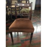 A good single George IV mahogany dining chair, circa 1810, the shaped tablow and reeded top rail