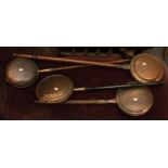 Four bed warmers, turned handles, copper examples (4)