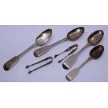 Four silver spoons together with two silver tongs, weight: approx. 206g