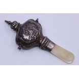 A silver baby rattle, 46.27g