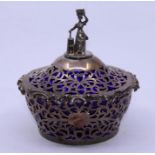 A silver reticulated  box and cover with Bristol blue glass  liner, weight: approx. 440g