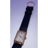 A 9ct 1930s gold gents watch