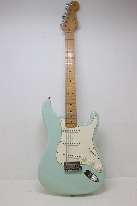 Fender Stratocaster - Image 2 of 11