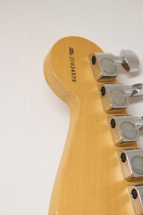 Fender Stratocaster - Image 9 of 11
