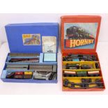Hornby: A boxed Hornby, O Gauge, Passenger Set No. 21, comprising 60985 locomotive and tender,