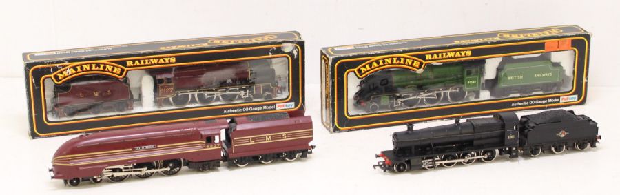 OO Gauge: A pair of boxed Mainline Railways, OO Gauge locomotives, to comprise: Sir Robert Turnbull,