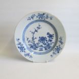 A Qing Dynasty large Blue and White Chinese Export Dish. The interior painted in under glaze blue