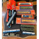 A collection of oo and ho scale model railway - including hornby and lima (qty)