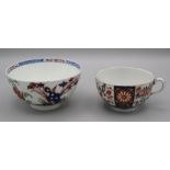 An 18th century Lowestoft porcelain tea bowl, polychrome decorated overglaze in the Oriental manner,