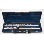 EX SCHOOL - A Gemeinhardt 2SP Flute with case