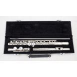 EX SCHOOL - A Trevor James 10Y flute with case